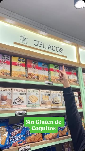 Góndola de productos para celíacos dentro del local